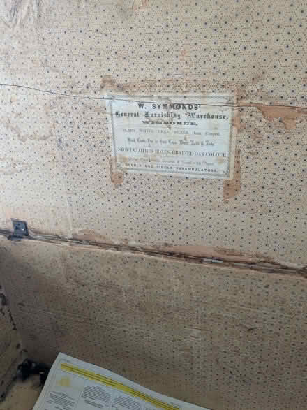 Photo of free Wooden chest (New Malden KT3) #2