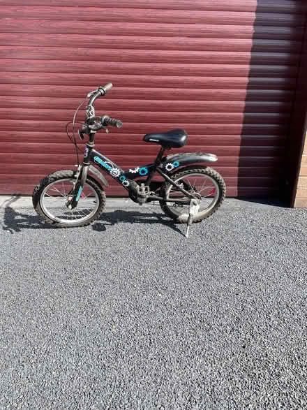 Photo of free Kid’s bike (Snatchfield SY6) #1
