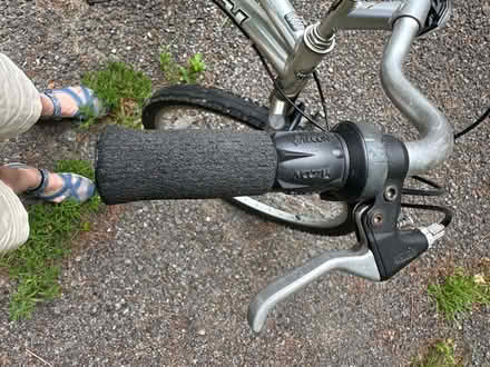 Photo of free Huffy bike (Route 3A Hudson New Hampshire) #4