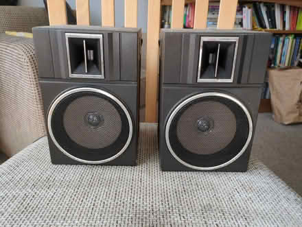 Photo of free Pair of Speakers (Shawlands G41) #1