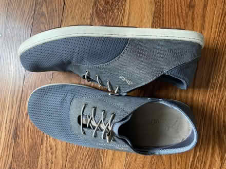 Photo of free Men's 10.5 Olukai Shoes (Reading Highlands) #4