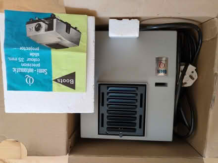 Photo of free 35mm slide projector (Church RG2) #2