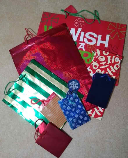 Photo of free Holiday Gift Bags (Livonia) #1
