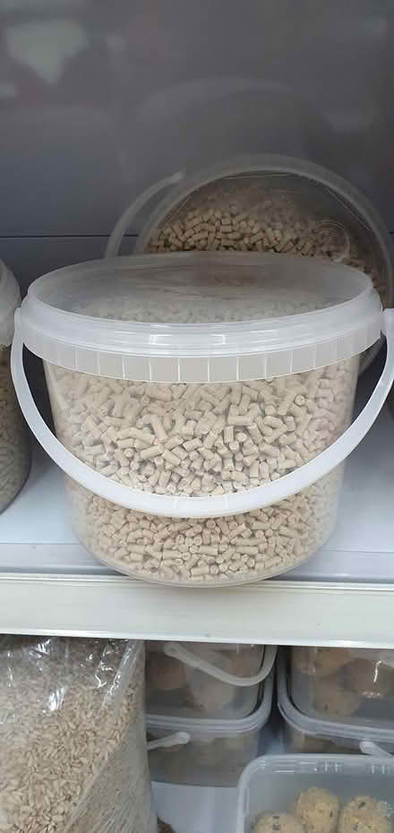 Photo of Plastic containers (Sharpthorne RH19) #2