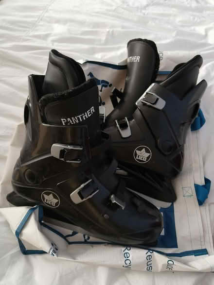 Photo of free Pair of ice skates (Church Street NW8) #1