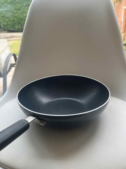 Photo of free Wok (Clevedon BS21 near Aldi.) #1