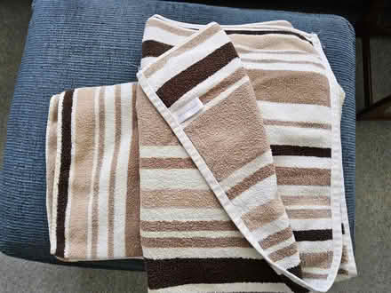 Photo of free Large Bath Towels (Frenchay BS16) #1