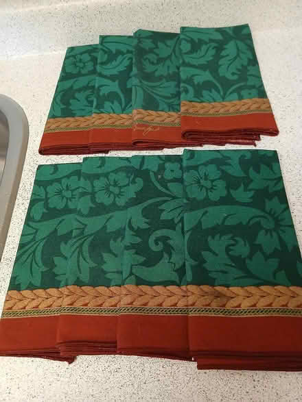Photo of free Set of 8 cloth napkins (Meadowvale and 401 area) #1