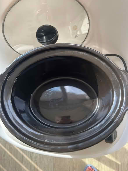 Photo of free Slow Cooker (Clevedon BS21 near Aldi.) #2