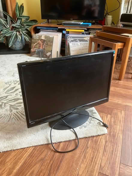 Photo of free Hanns-G monitor (G52) #2