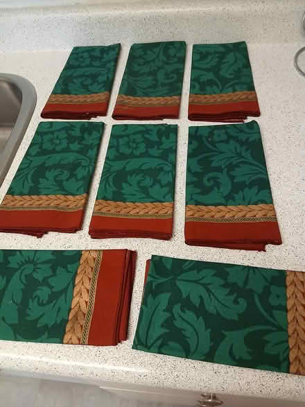 Photo of free Set of 8 cloth napkins (Meadowvale and 401 area) #2
