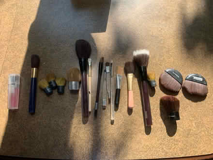 Photo of free Bundle of Makeup Brushed (North east Oak Park) #1