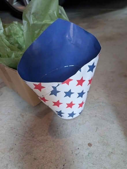 Photo of free Floral arrangement & delivery (Downtown Oak Park) #4