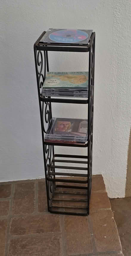 Photo of free CD Storage Rack (SE Santa Fe Sol y Lomas) #1