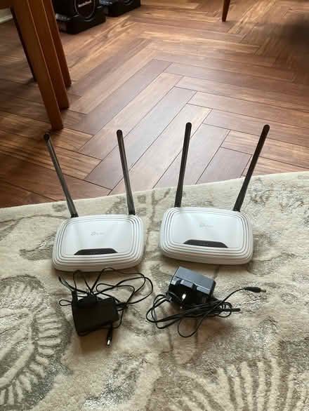 Photo of free 2 white TP-link Wi-Fi routers (Craigton G52) #1