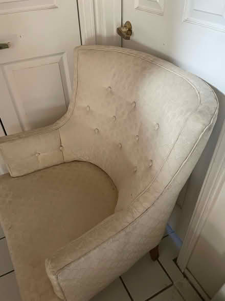Photo of free Vintage Princess Ann Chair (CA 95128) #1