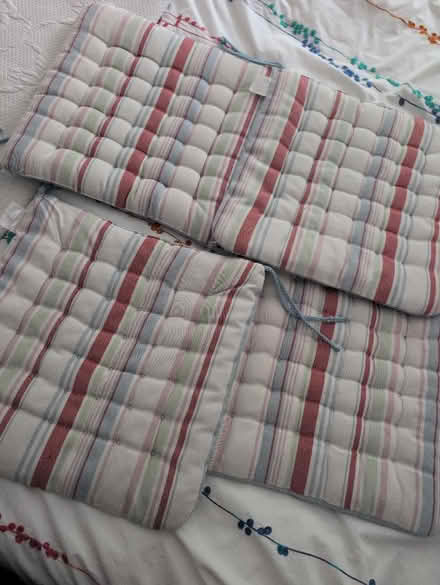 Photo of free 4 reversible seat pads (NW11 Temple Fortune) #1