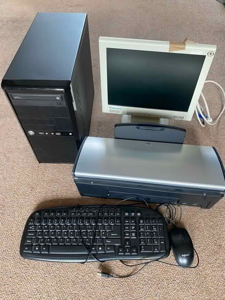 Photo of free Assorted computer accessories (Starbeck HG1) #1