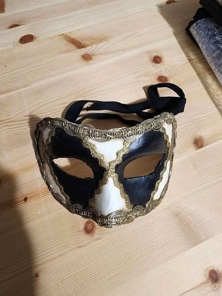 Photo of free Venice carnival mask (Hillcrest SE DC) #1