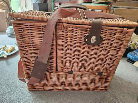 Photo of free Picnic basket (Riddlesdown CR8) #1