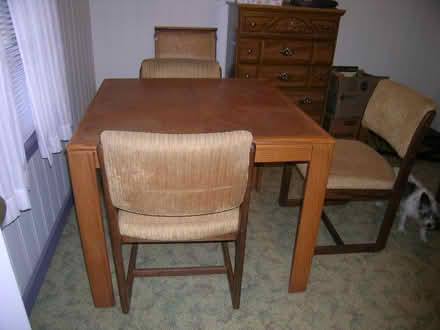 Photo of free wood table and chairs (Eureka) #1
