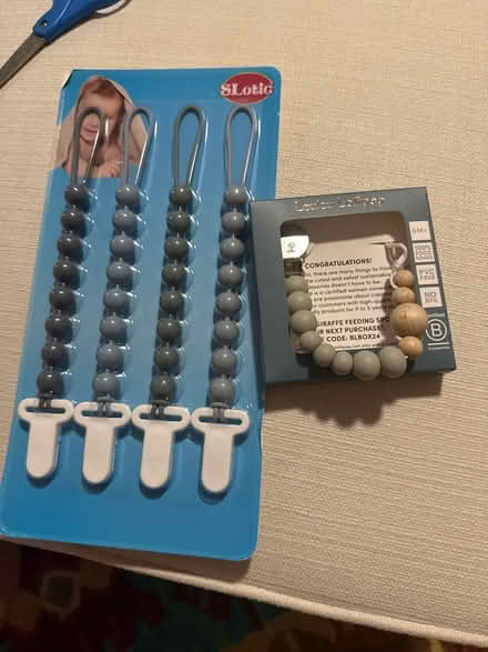 Photo of free 5 pacifier clips brand new (19803) #1