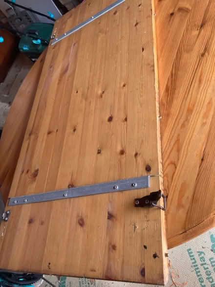 Photo of free Circular dining table (Kingston park NE3) #3