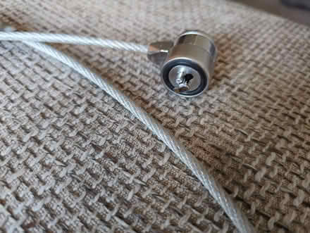 Photo of free Laptop Lock with Key (Shawlands G41) #3
