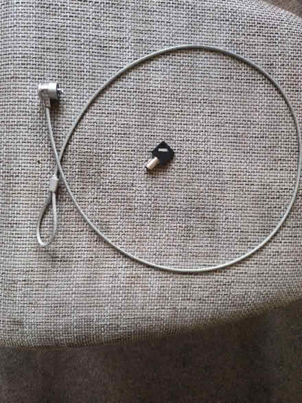 Photo of free Laptop Lock with Key (Shawlands G41) #1