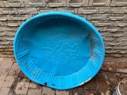 Photo of free 4’ plastic pool (Near Erin Mills Town Centre) #1