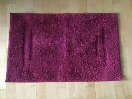 Photo of free Burgundy Bathmat (Leith EH6) #1