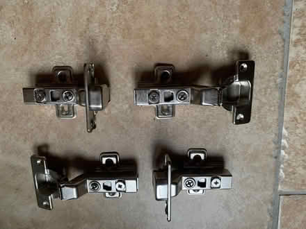 Photo of free Self closing concealed hinges (Starkholmes DE4) #1