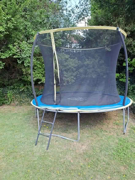 Photo of free Trampoline (Coulsdon CR5 2DT) #1