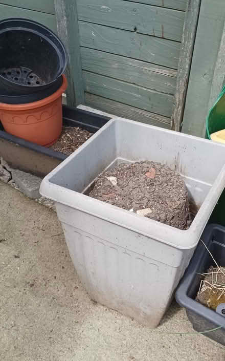 Photo of free Outdoor planters & soil (RG2 south Reading) #2