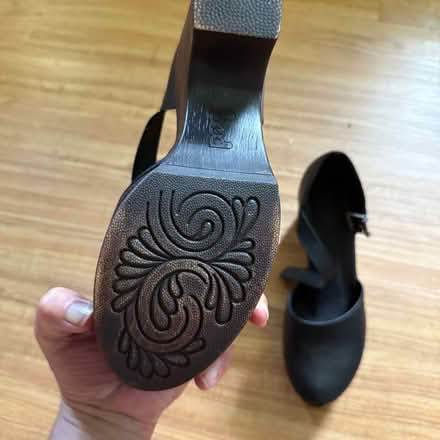 Photo of free Women’s size 8 b.o.c black heels (Long hill, NJ) #2