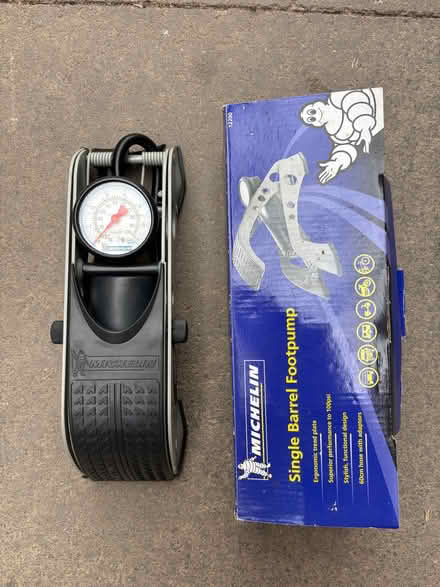 Photo of free Footpump (Long Whatton LE12) #1