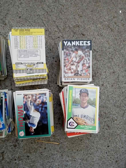 Photo of free baseball cards (Brooklyn) #2