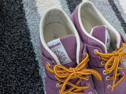 Photo of free Size 7 Reebok trainers (Five Ways B16) #2