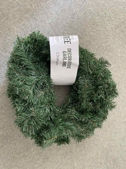 Photo of free Christmas garland 9ft / 2.7m (Oxford OX2) #1
