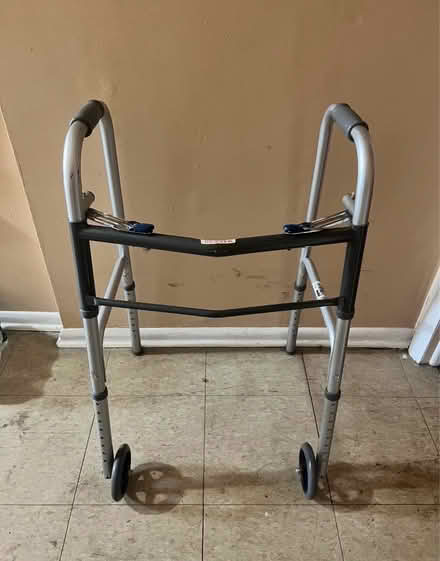 Photo of free Standard Walker (Clason Point Bronx NY) #1
