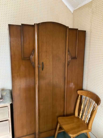 Photo of free beautiful old solid wood wardrobe (Caversham RG4) #3