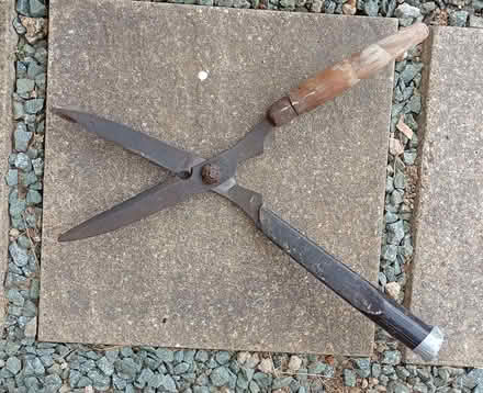 Photo of free Garden Shears with one substitute handle (Harlington UB3) #2