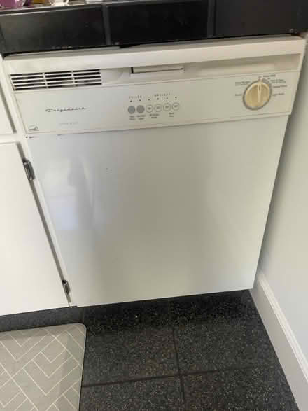 Photo of free Working dishwasher (203 Bennington St) #1