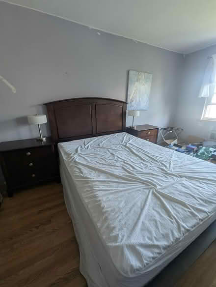 Photo of free Bedroom set (Ridgewood, NY) #3