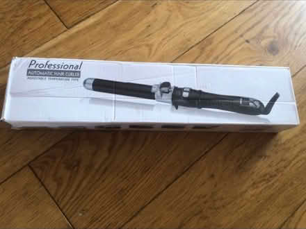 Photo of free Automatic hair curlers (Cheshunt En8) #1
