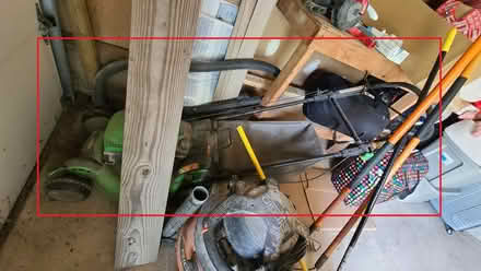 Photo of free BBQ set and Lawn mower (Levittown/Seaford/Jerusalem Av) #1