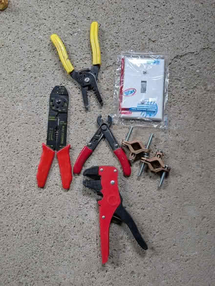 Photo of free misc electrical tools and supplies (Hopewell Junction) #1
