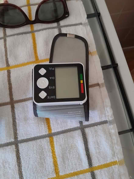 Photo of free blood pressure moniter (March PE15) #2