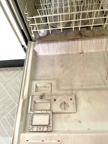 Photo of free Working dishwasher (203 Bennington St) #3