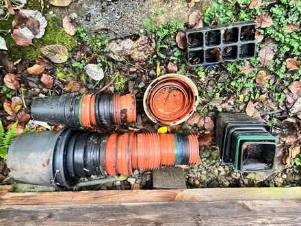 Photo of free Flower pots (Duncrievie KY13) #1